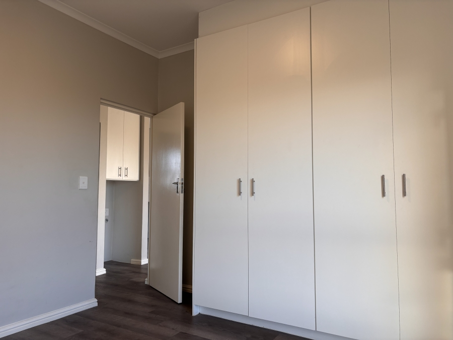 2 Bedroom Property for Sale in Muizenberg Western Cape
